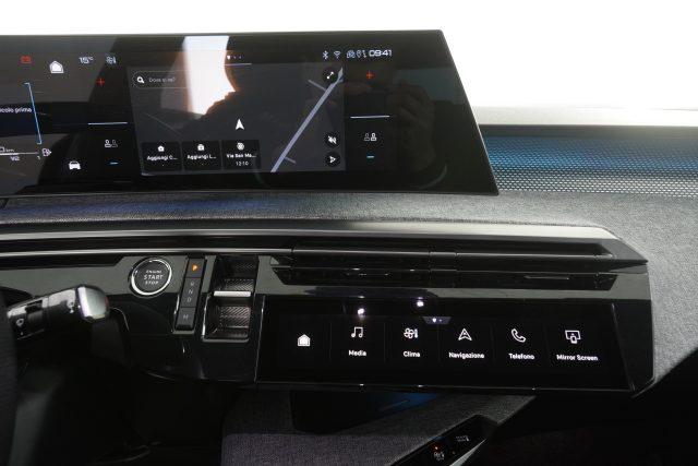PEUGEOT 3008 3Âª serie Hybrid 136 e-DCS6 Allure