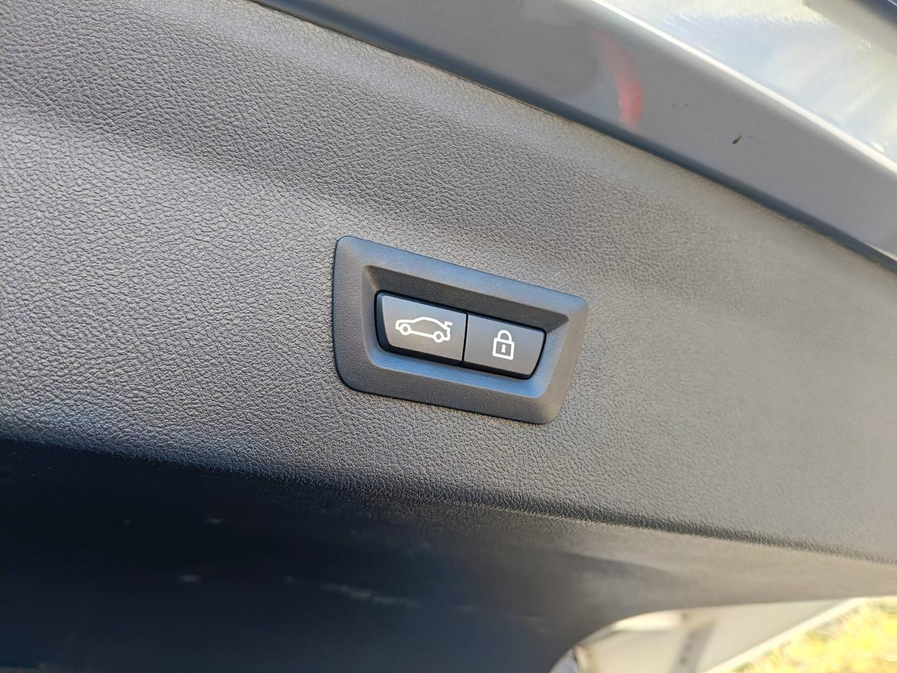 BMW X4 xdrive20d mhev 48V auto