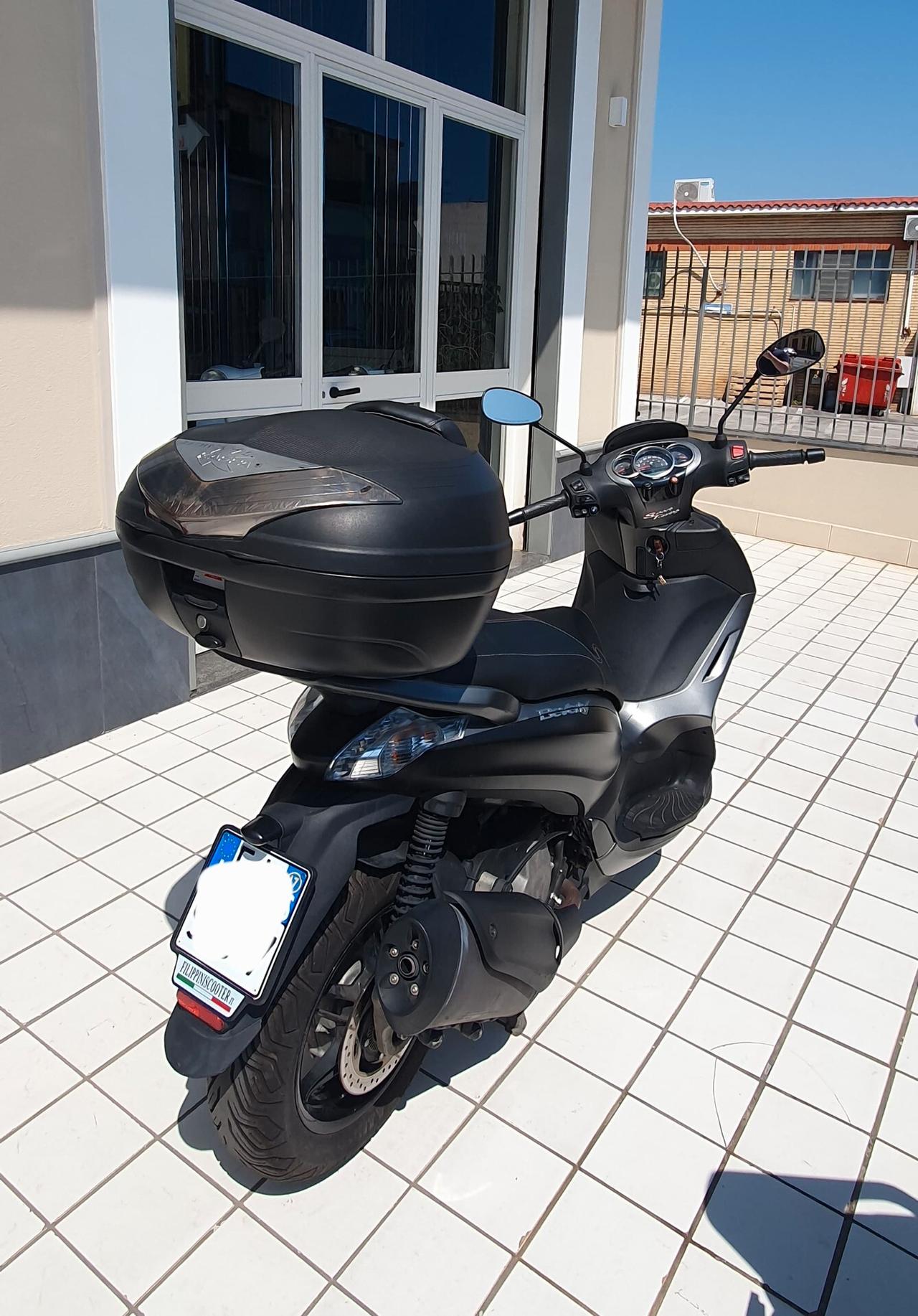 Piaggio Beverly 350 Sport Touring Black