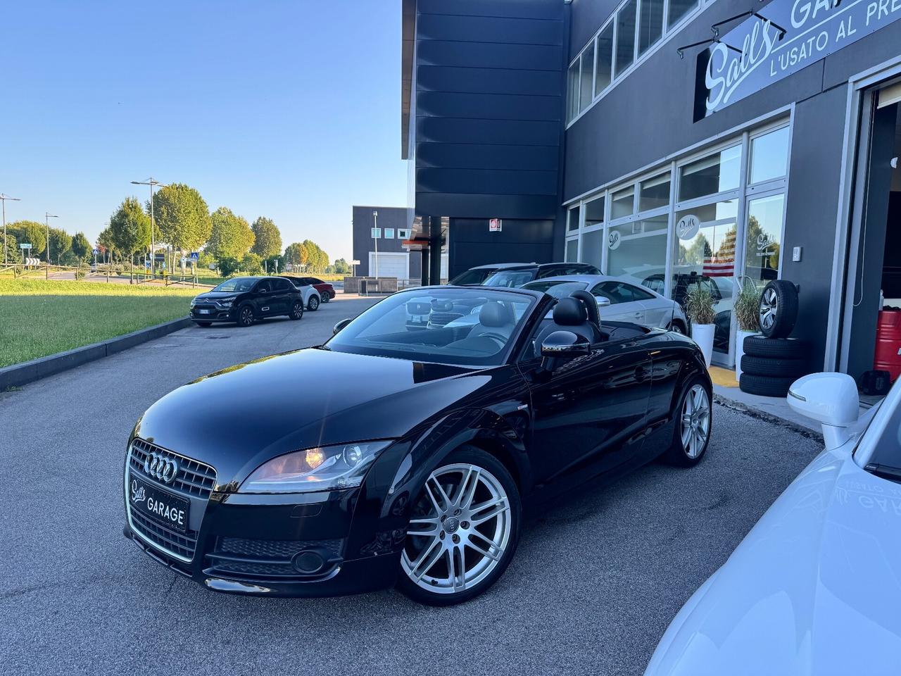 Audi TT Roadster 2.0 TFSI