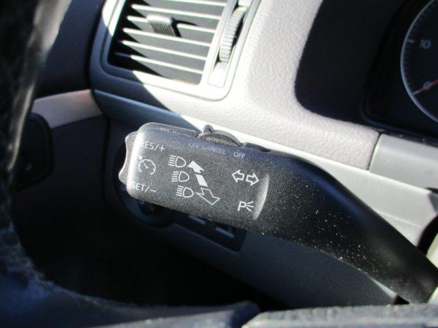 VOLKSWAGEN Touran 1.9 TDI 105CV DPF Highline PELLE/Sensori