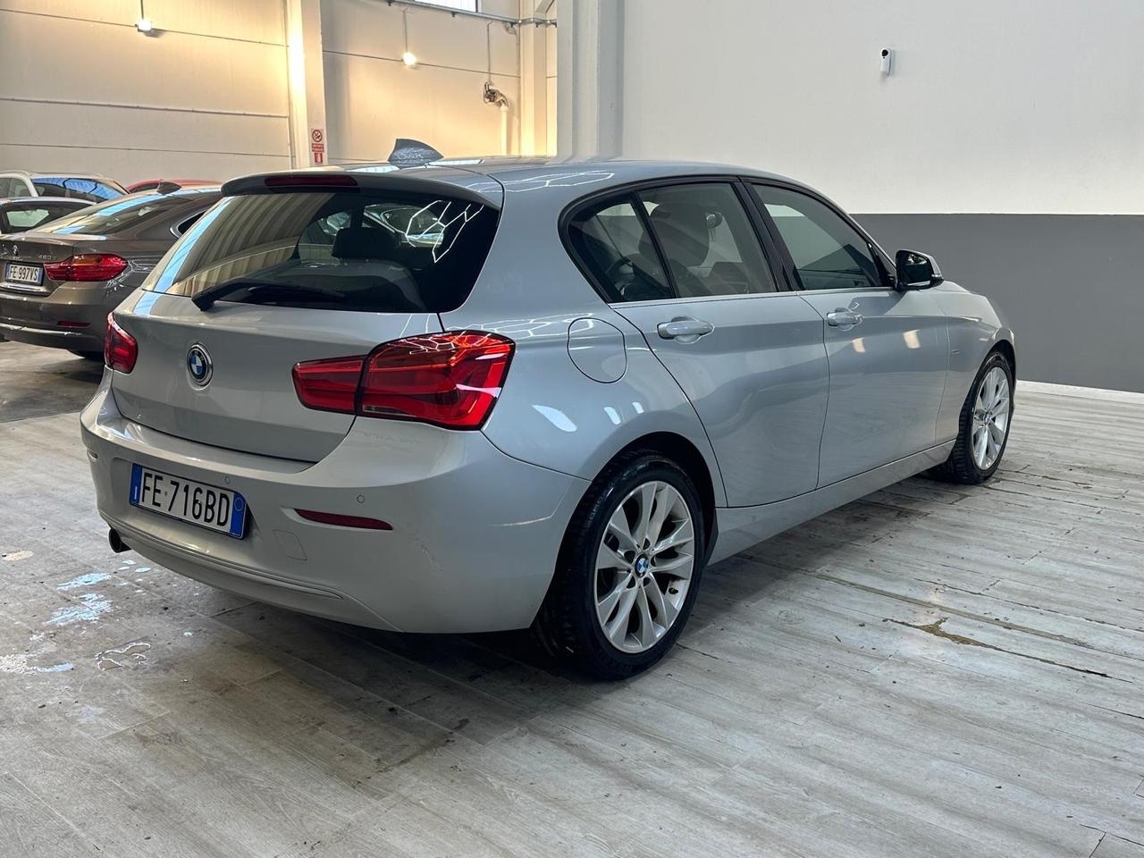 Bmw 116 116d 5p. Urban