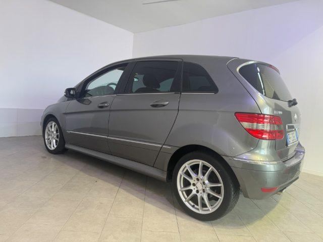 MERCEDES-BENZ B 200 CDI Premium