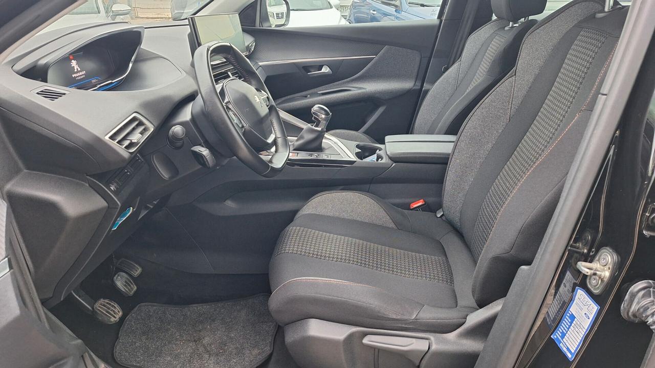 Peugeot 3008 BlueHDi 130 S&S Active Business