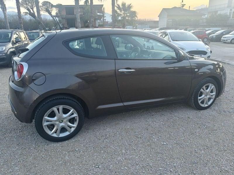 Alfa Romeo MiTo MiTo 1.3 JTDm-2 95 CV S&S Distinctive Sport Pack