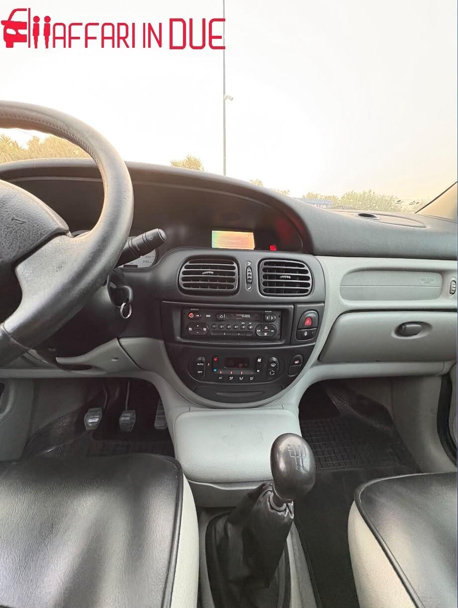 Renault Scenic Scénic 1.4 16V Confort Dynamique