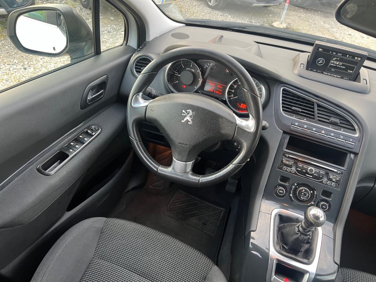 Peugeot 5008 1.6 hdi 7 POSTI PERMUTE RATE GARANZIA