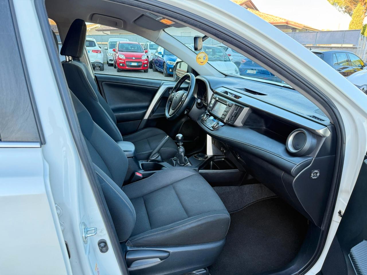 Toyota RAV 4 RAV4 2.0 D-4D 4WD Style White Ed.