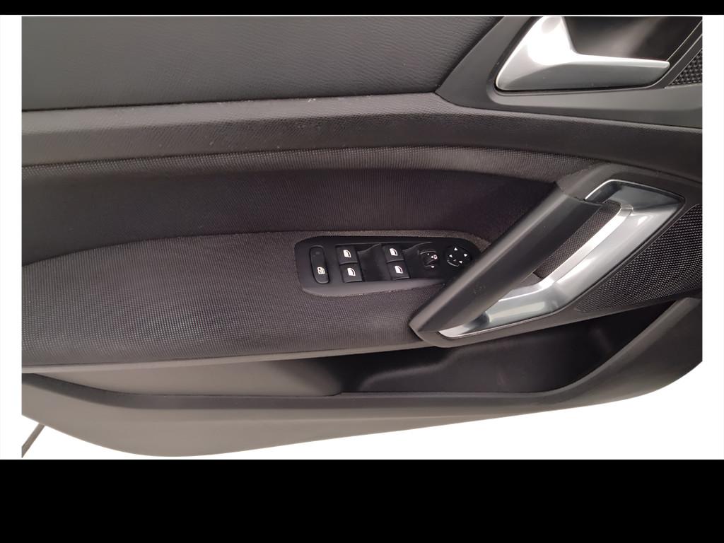 PEUGEOT 308 II 2018 - 308 5p 1.5 bluehdi Allure s&s 130cv