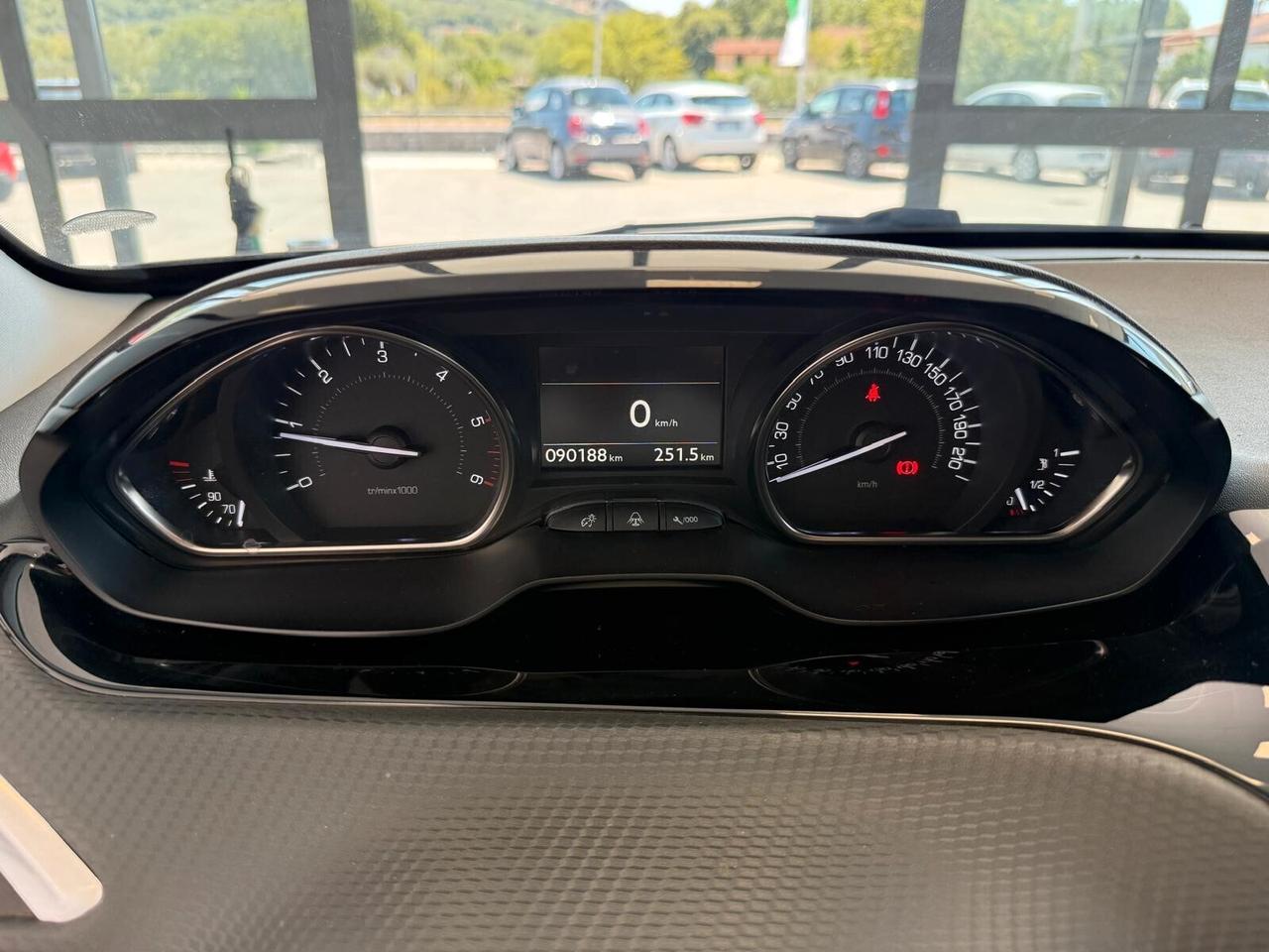 Peugeot 2008 BlueHDi 100 GT Line