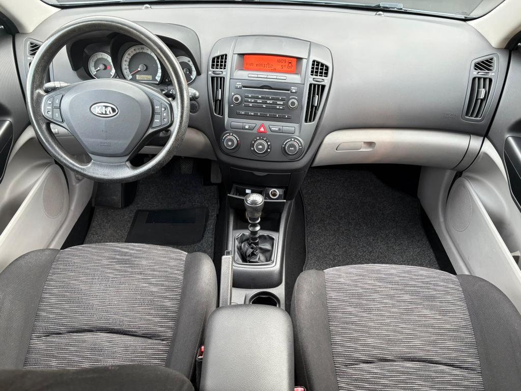 Kia Ceed 5 Porte Ceed 5p 1.4 BENZ GPL 109 CV