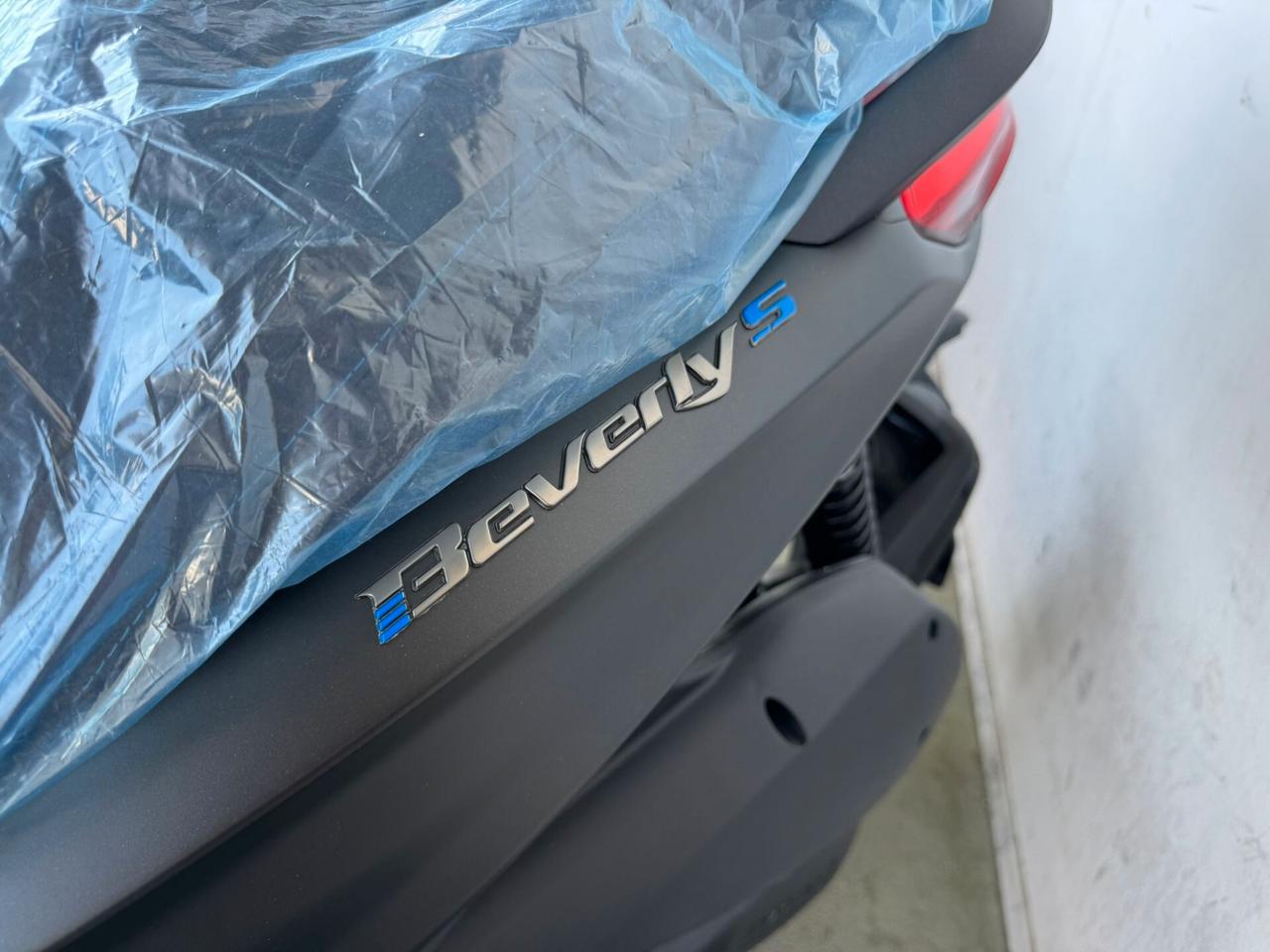 PIAGGIO BEVERLY S 310 E5+ FINANZIAMENTO SENZA BUSTA PAGA