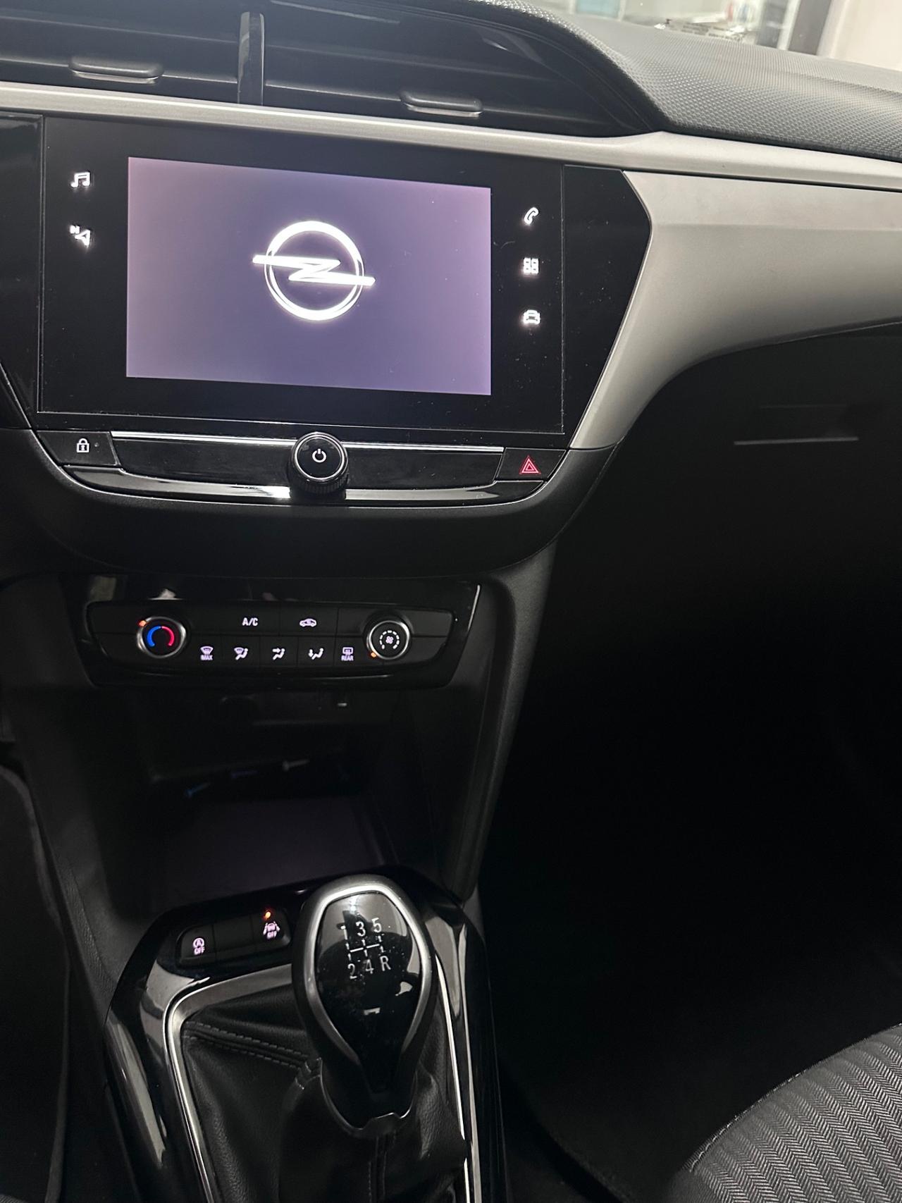 Opel Corsa 1.2 Blitz Edition 2022