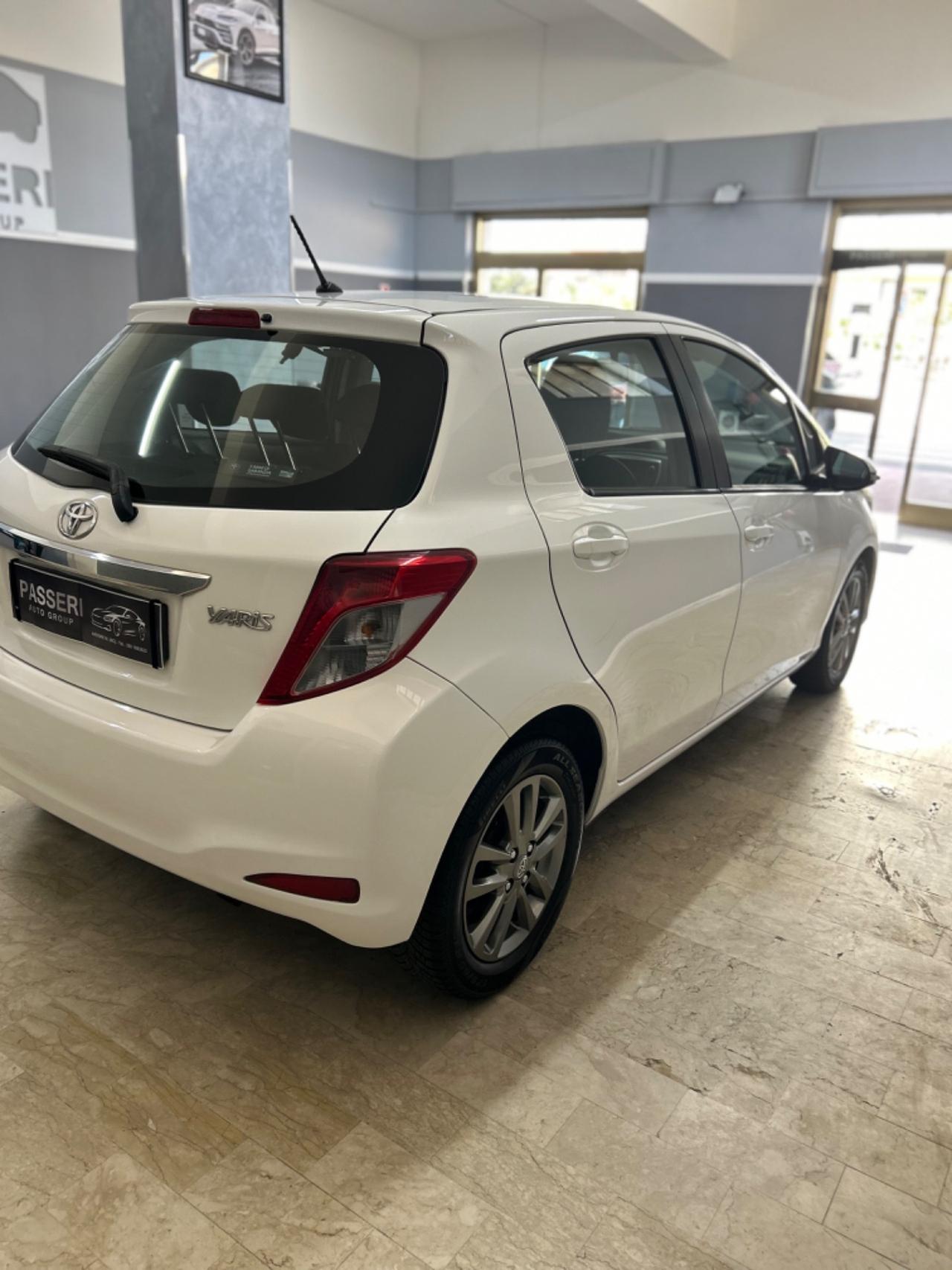 Toyota Yaris 1.4 D-4D 5 porte Lounge