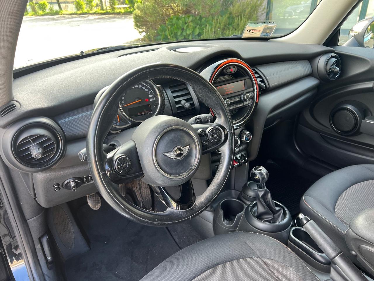 Mini 1.5 One D Business XL