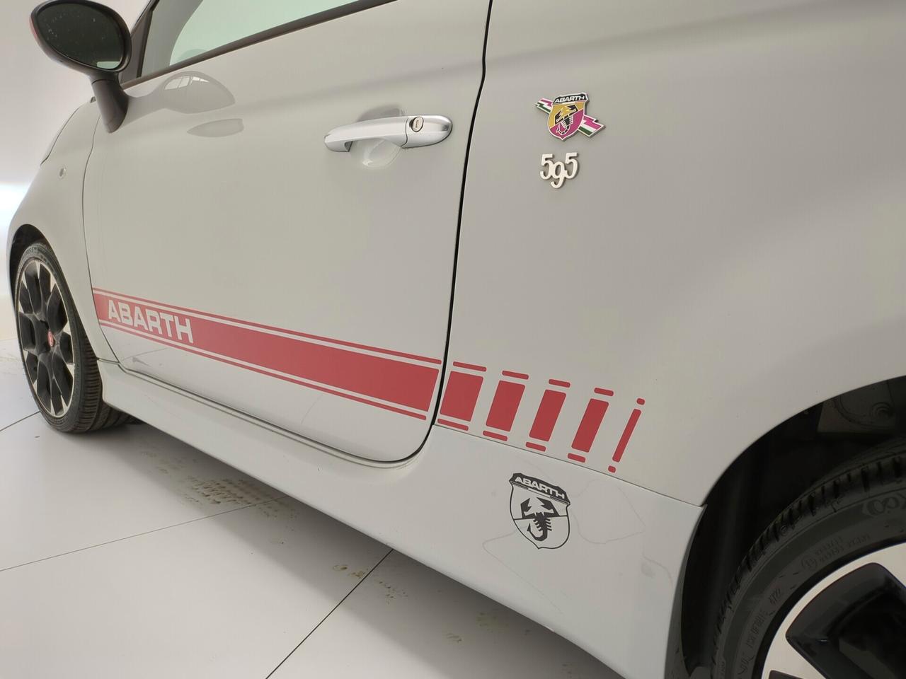 Abarth 595 1.4 Turbo T-Jet 145 CV