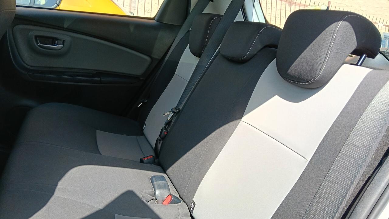 TOYOTA YARIS 1.5 HYBRID AUTO-PREZZO PROMO!