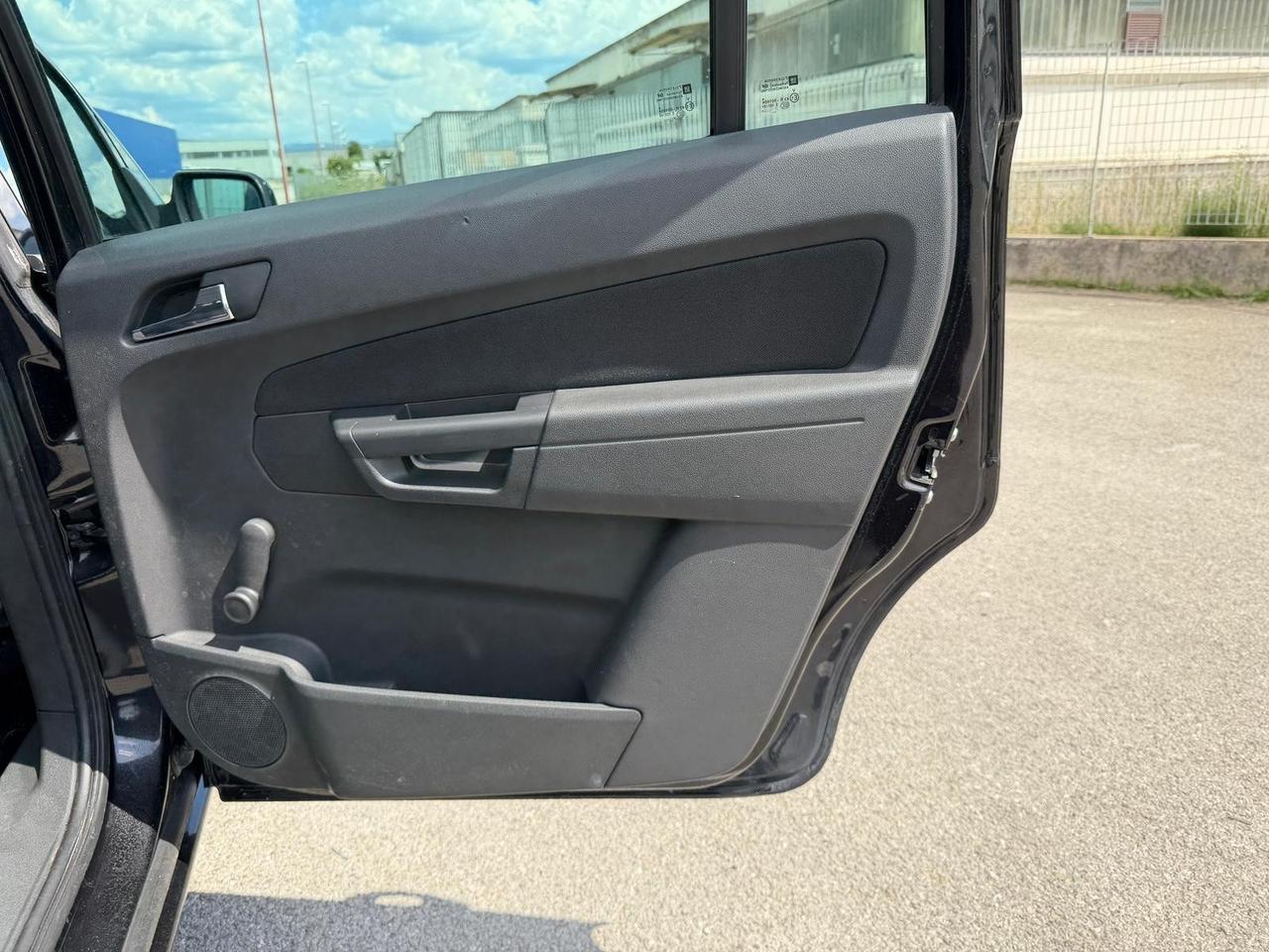 Opel Zafira 16V ecoM Turbo Cosmo 152000 KM