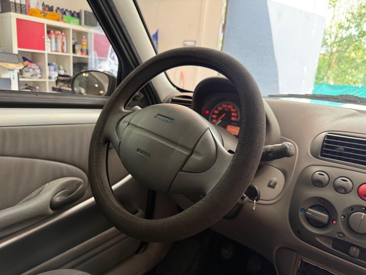 Fiat 600 1.1 Benzina Neopatentati – 80.000 km – Clima