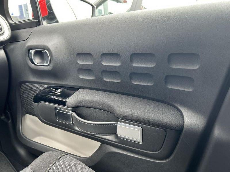 Citroën C3 PureTech 83 S&S Shine VETRI SCURI+CERCHI 16"