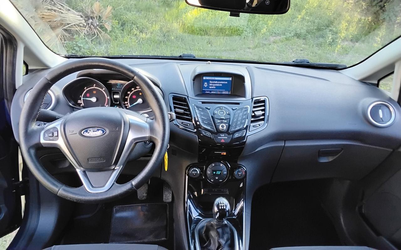 Ford Fiesta 1.5 TDCi 75CV 5 porte Titanium