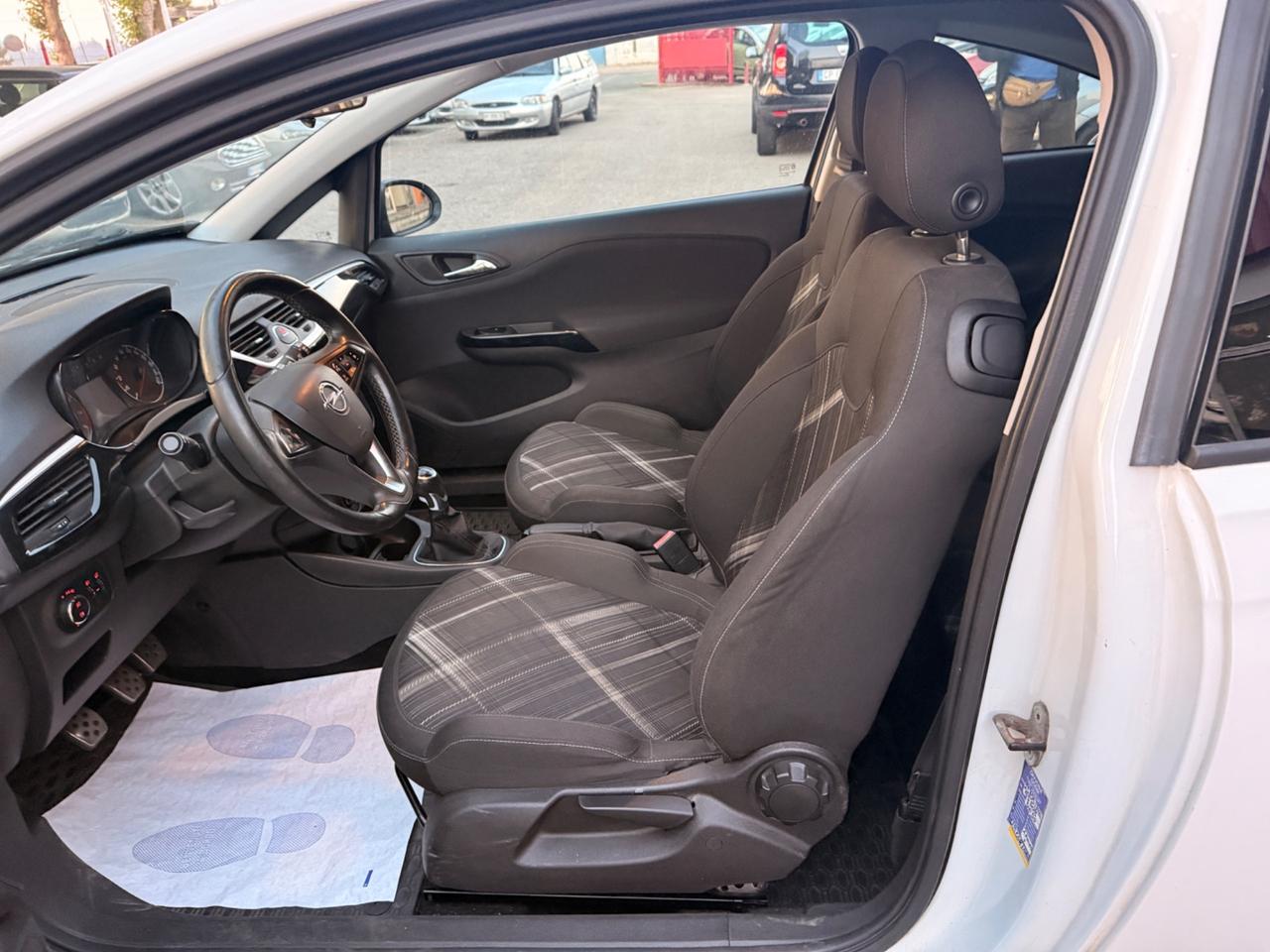 Opel Corsa 1.4 90CV GPL Tech Coupé Advance