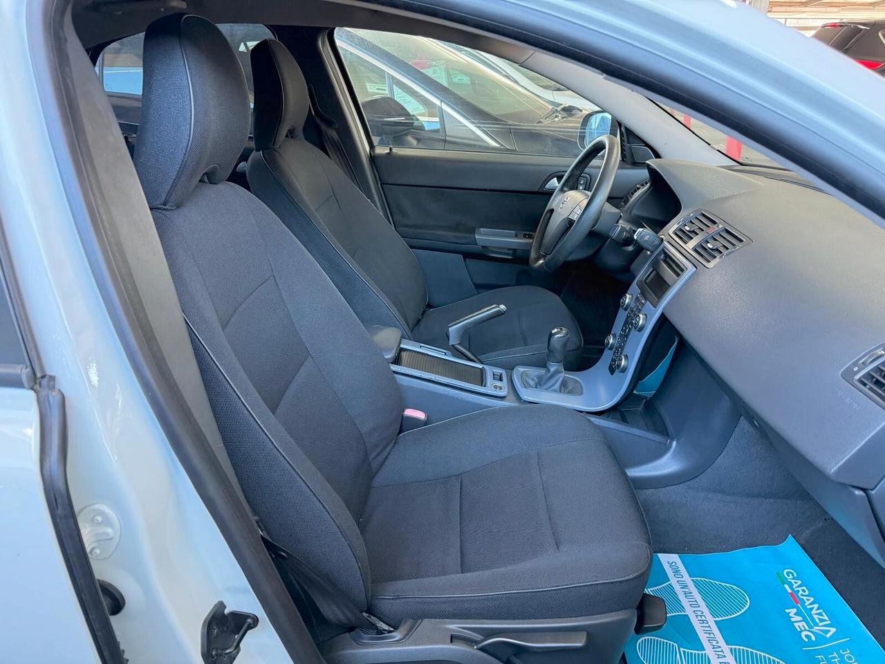 Volvo S40 D2 Momentum 1.6 d 110CV