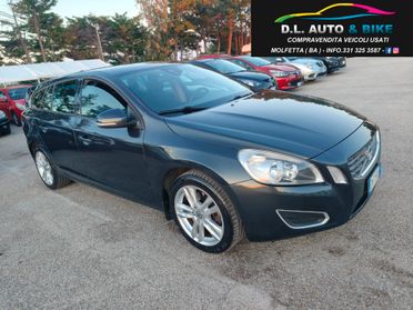 Volvo V60 D2 1.6 Momentum