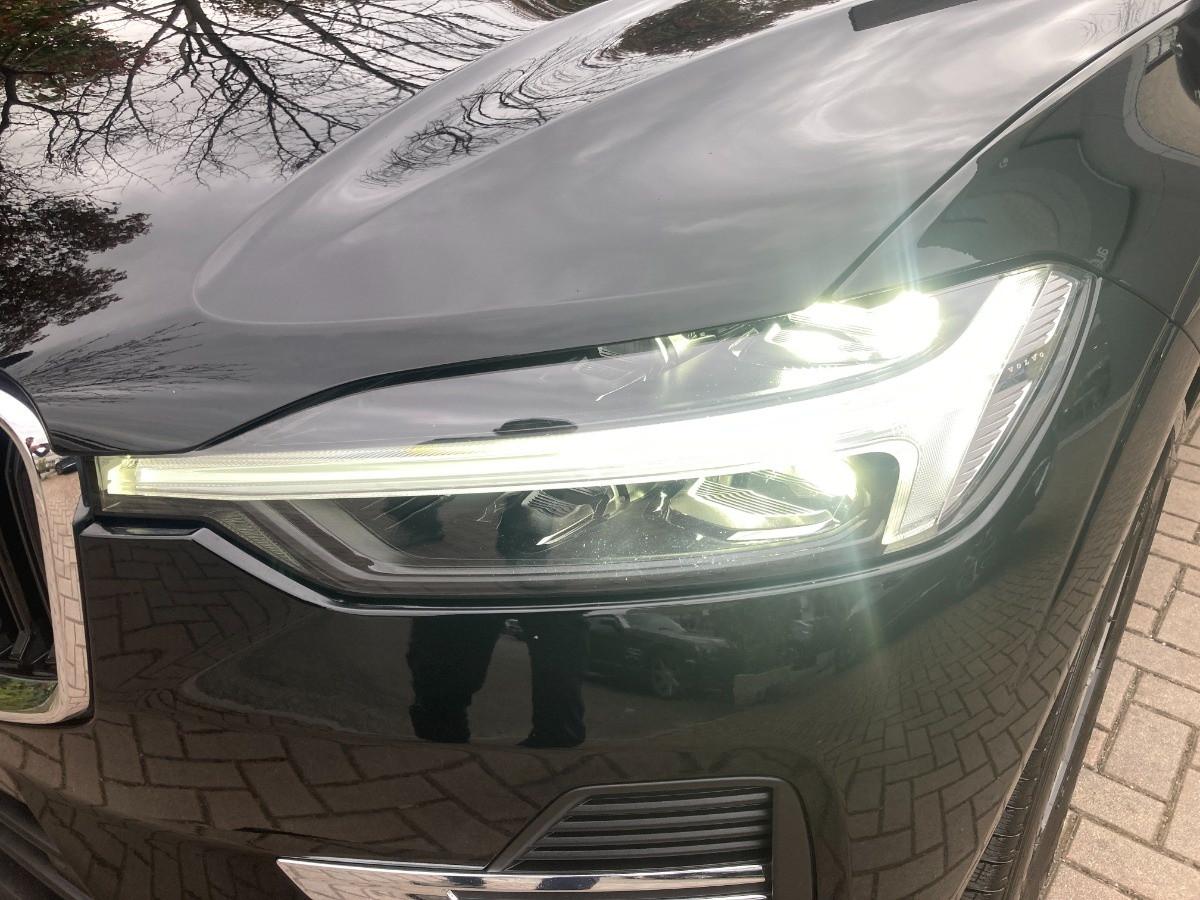 VOLVO XC60 2.0 B4 Momentum Pro auto