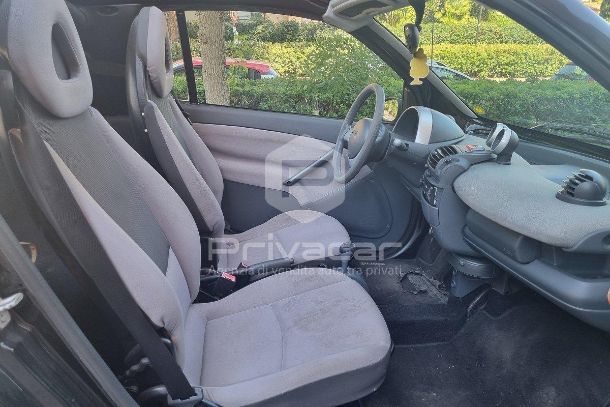 SMART fortwo 700 cabrio pure (45 kW)