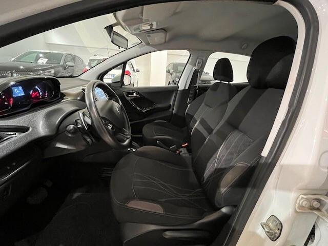 Peugeot 208 1.4 e-HDi 68 CV S&S robotizzato 5 porte Active