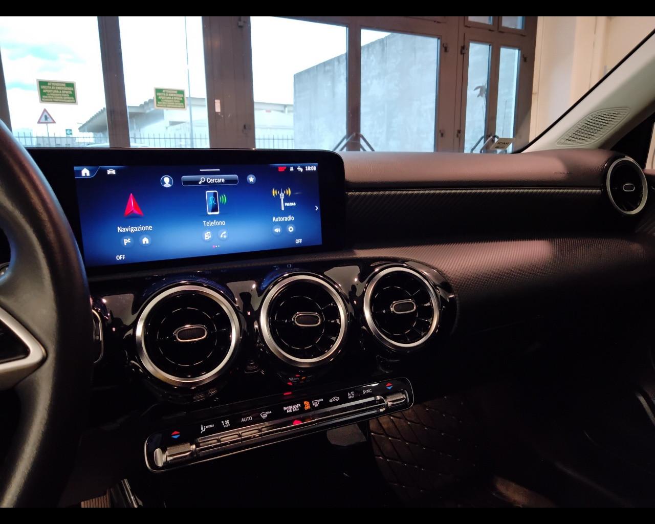 Mercedes-Benz Classe A - W177 2023 - A 180 d Progressive Advanced auto