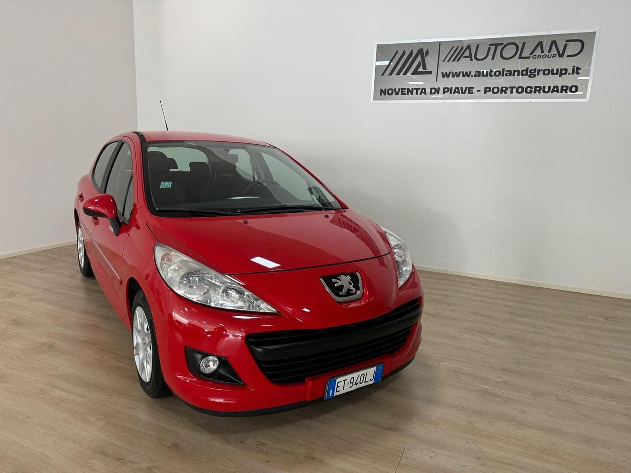 Peugeot 207 Plus 1.4 8V 75CV 5p. ECO GPL