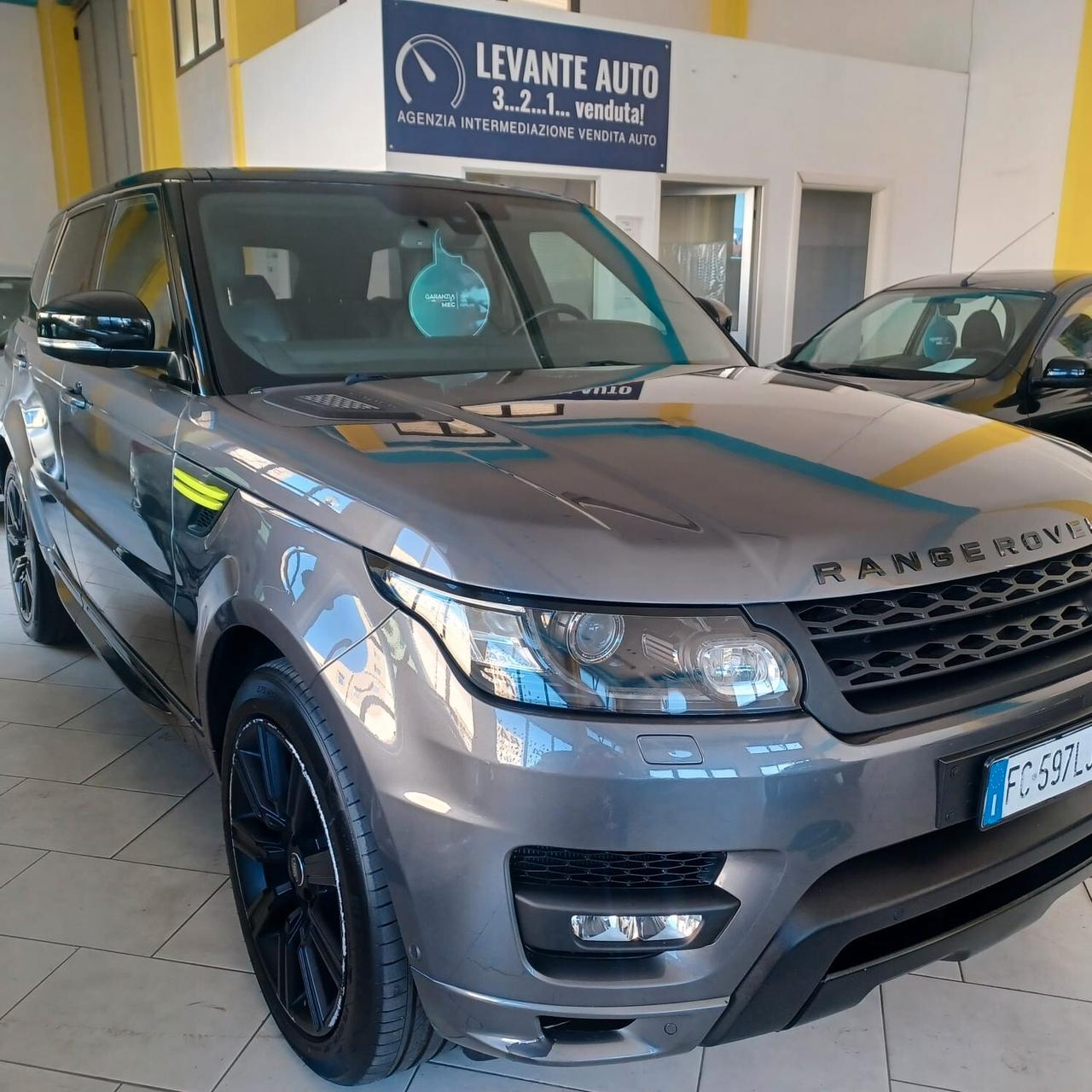 STUPENDA FULL OPTIONAL RANGE ROVER SPORT 3.0 TDI 4X4 AUTOM