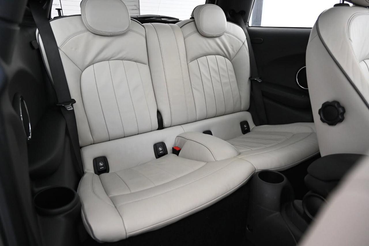 Mini COOPER D 1.5 Hype TETTO PELLE LED