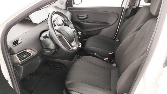 LANCIA Ypsilon 1.0 FireFly 5 porte S&S Hybrid Ecochic Gold