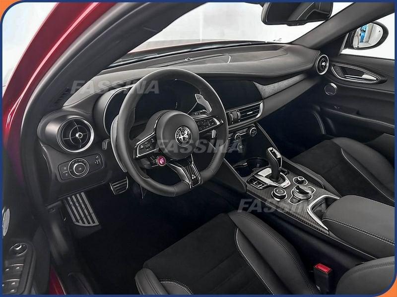 Alfa Romeo Giulia 2.9 T V6 AT8 Quadrifoglio *Scarico Akrapovic + Sedili Carbonio*