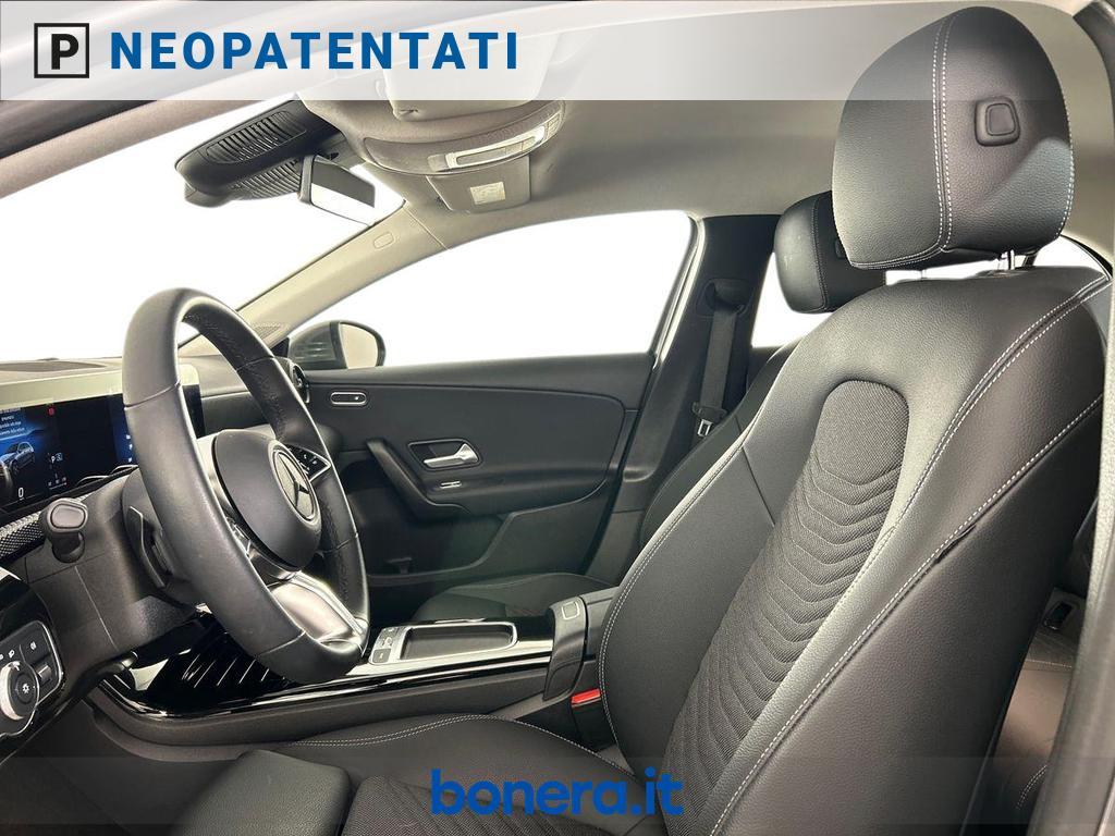 Mercedes Classe A 180 180 D Advanced 8G-DCT