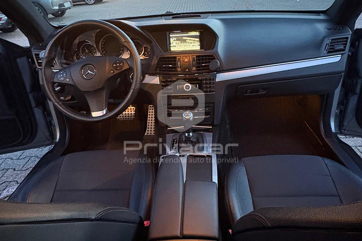 MERCEDES E 220 CDI Coupé BlueEFFICIENCY Avantgarde
