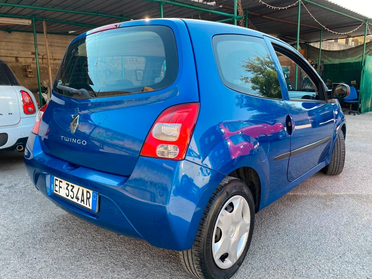 Renault Twingo 1.1 benz econ. Euro5 full 2011