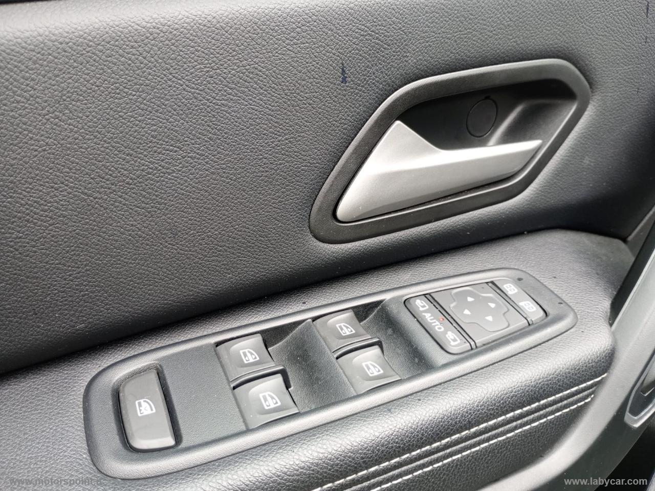 DACIA Duster 1.0 TCe GPL 4x2 JOURNEY PRESTIGE Up DP