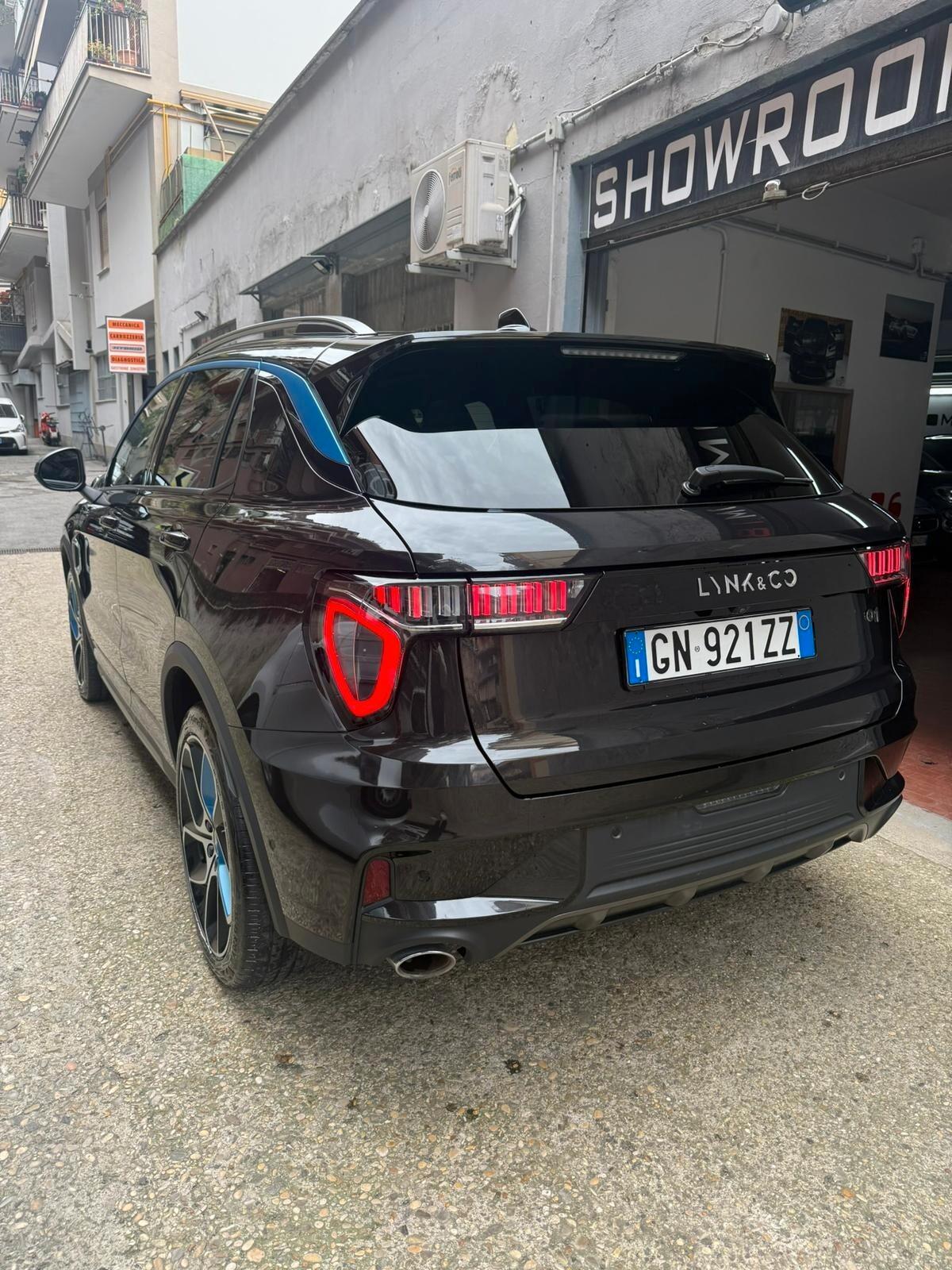 Lynk&co 01 PHEV
