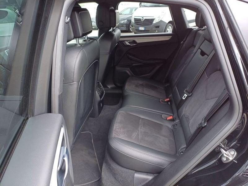 Porsche Macan 2.0 252cv pdk