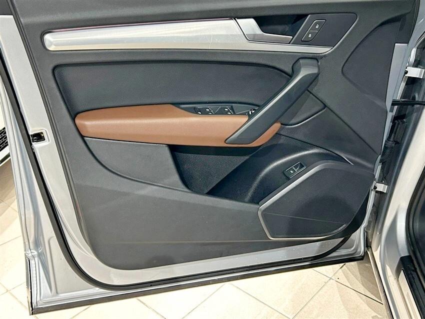 Audi Q5 40 TDI quattro S tronic Business