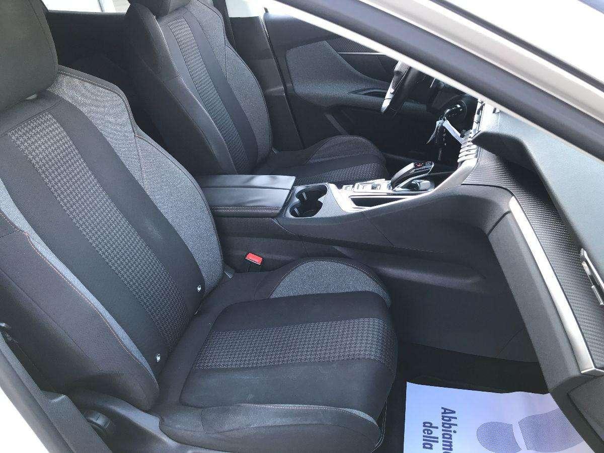 Peugeot 3008 BlueHDi 120 EAT6 S&S Active