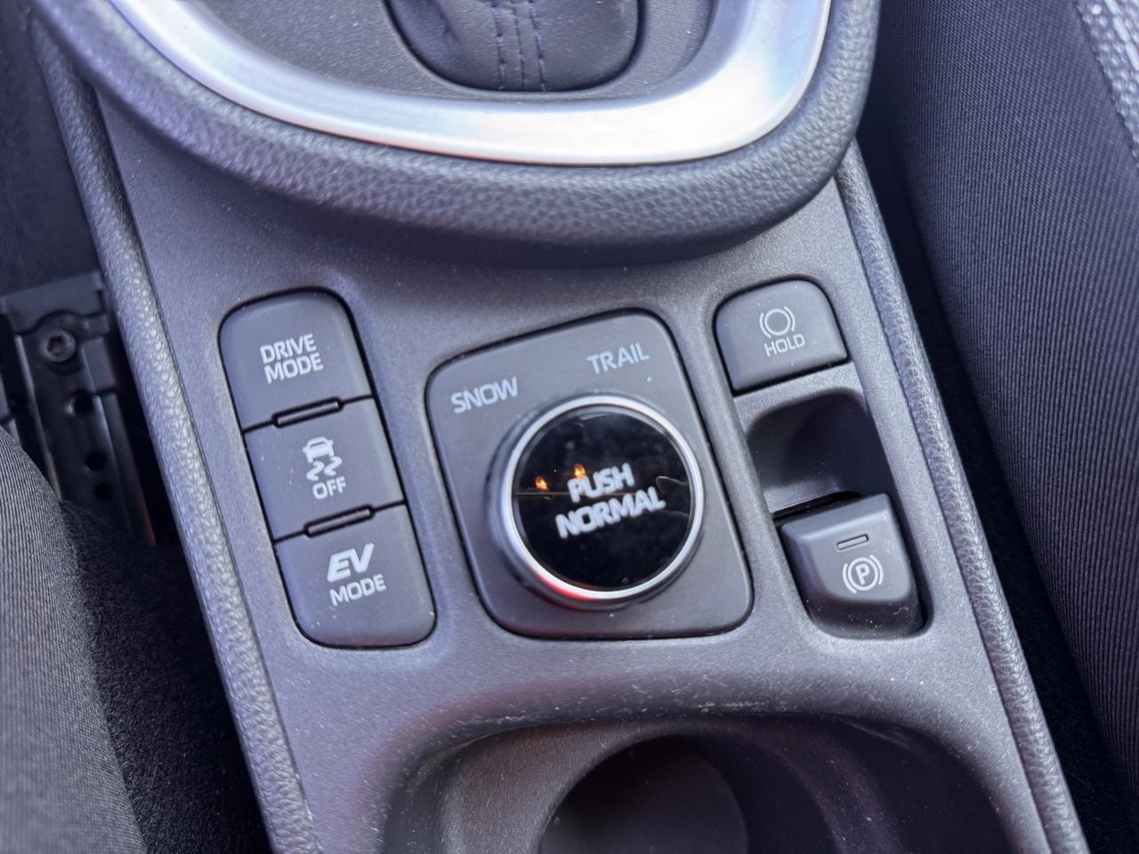 Toyota Yaris Cross 1.5 Hybrid 5p. E-CVT AWD-i Trend