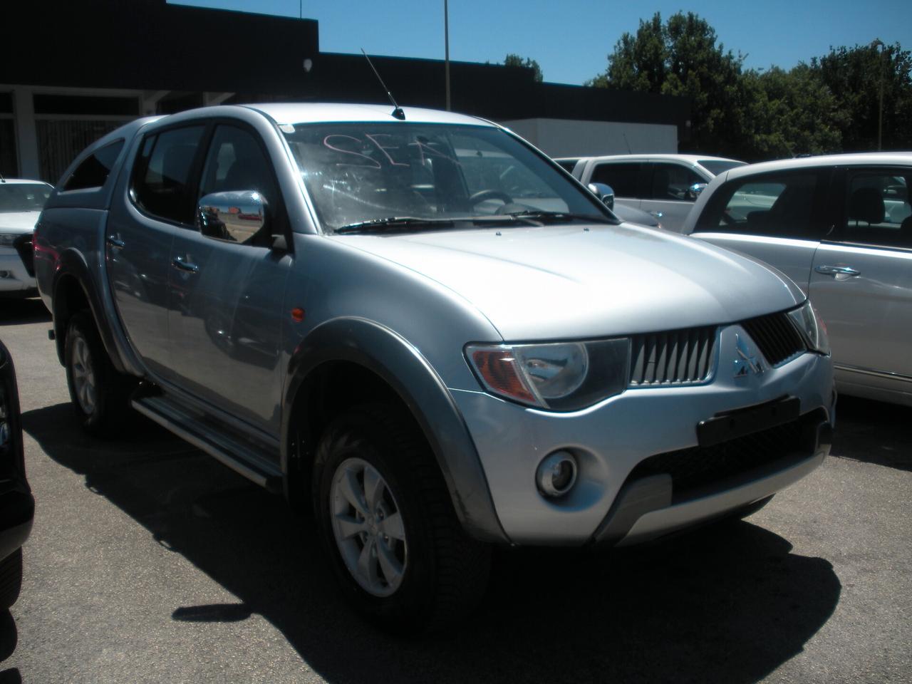 Mitsubishi L200 2.5 DI-D/136CV Double Cab Intense ''SEA''