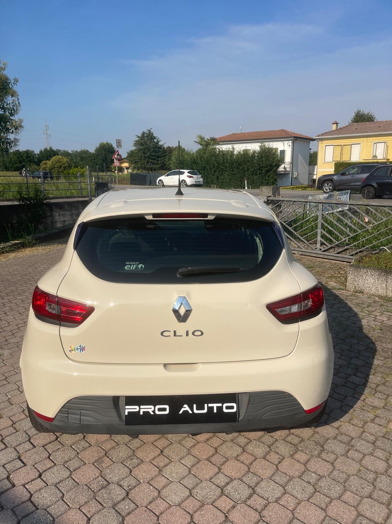 Renault Clio 1.2 75CV 5 porte Life