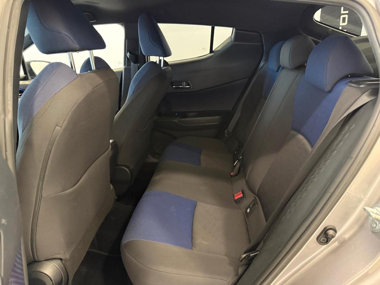 Toyota C-HR 1.8 Hybrid E-CVT Lounge 2017