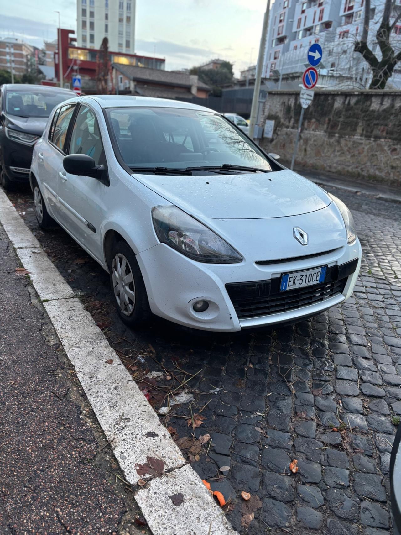 Renault Clio 1.2 16V 5 porte Dynamique